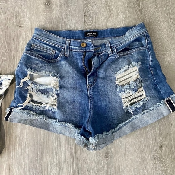 BEBE BUNDLE SHORTALLS AND DISTRESSED SHORTS size 29 - Picture 3 of 4